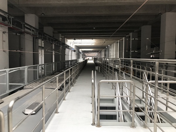 喜有沃與中鐵建合作深圳地鐵304不銹鋼管護(hù)欄項(xiàng)目